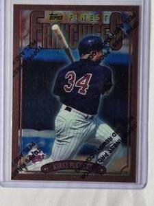 lot 91 image: Kirby Puckett 1996 Topps Finest Card 271, Theme F26