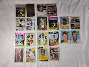 lot 111 image: Lot of 24 MLB Baseball Cards from the 60s, 70s, 80s Ty Cobb, Kent HrBek, Rod Carew and Many More