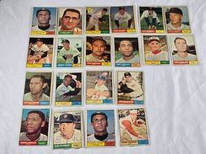 lot 146 image: Lot of 20 MLB Baseball Cards from 1961