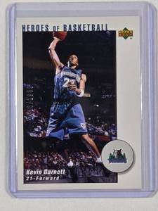 lot 175 image: Kevin Garnett 2002 Upper Deck Heroes of Basketball No. KG3, Numbered 16281989