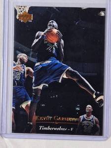 lot 185 image: Kevin Garnett Rookie 1995 Upper Deck No. 273