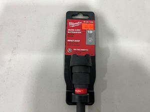 lot 19 image: MILWAUKEE 18 QUIK-LOK EXTENSION