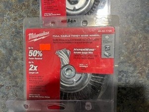 lot 16 image: 5, 6 WIRE WHEELS & 5 WIRE CUP BRUSH
