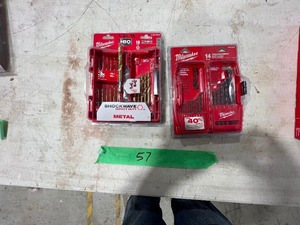 lot 57 image: MILWAUKEE 18PC TITANIUM DRILL BIT SET & 14PC THUNDERBOLT BLACK OXIDE DRILL BIT SET