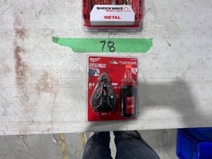 lot 78 image: MILWAUKEE 18PC TITANIUM DRILL BIT SET & BOLD LINE CHALK REEL