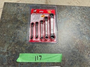 lot 117 image: OFFSET RATCHET WRENCHES MM & SAE