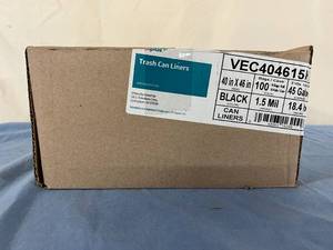 lot 38 image: 1 Case (10 rolls per case10 bags per roll) NEW Novaplus 45 Gallon VEC404615K 40 x 46 1.5 Mil High Density Garbage Trash Can Liners - Black