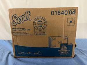 lot 75 image: 1 Case (4000 Towels) NEW Scott 01840 9.2 x 9.4 Multi-Fold Paper Towels with Absorbency Pockets - White - Box Has Slight Damage