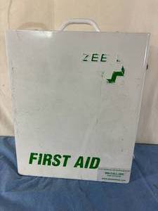 lot 113 image: MSRP $400 Zee First Aid Emergency Responder Kit with Medical Supplies - In Good Condition
