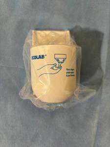 lot 133 image: 1 Case (12 Each) NEW Quik Care Hand Sanitizer Dispensers (open box)