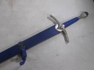 lot 3 image: (A-3) Lord of the Rings Sword with Scabbard also Includes Hanging Plaque - Sword is 43 38 Long