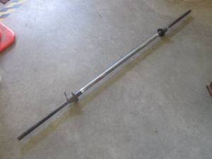 lot 15 image: (EW7) Steel 68 Weight Lifting Bar ...