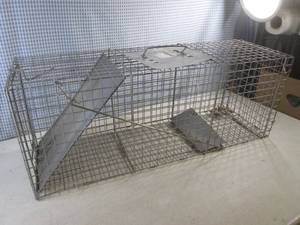 lot 22 image: (EW2) Advantek Catch & Release Animal Trap 32 Long x 12 High x 10 12 Wide