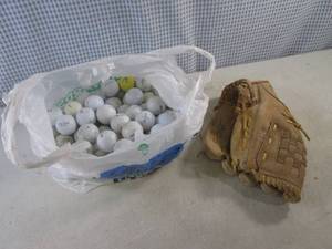 lot 36 image: (CSB) Bag of Golf Balls and Rawlings NBG100 Baseball Glove