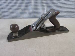 lot 39 image: (BSB) Anant No.A5 14 Hand Wood Plane - Front Handle Needs Repair