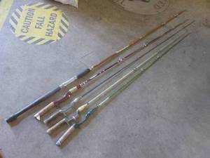 lot 44 image: (H-2) 5 Vintage Fishing Rods - 1 Is Wood or Bamboo
