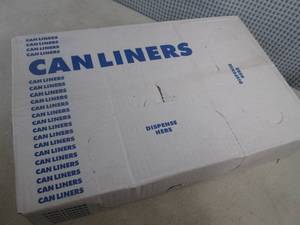 lot 96 image: (BR3) Box of 250 Can Liners 33 Gallon 33 x 39 Clear 0.65 Mil