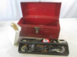 lot 142 image: (A-2) 17 Metal Dayton Tool Box with Contents