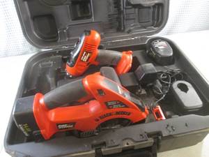 lot 145 image: (EW7) Black & Decker Fire Storm 14.4V Cordless Drill and Circular Saw with 2 Batteries and Charger in Case - Batteries Dead, Did Not Try To Charge