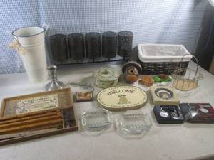 lot 166 image: (F-0) Misc Decor Etc...