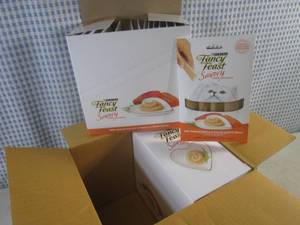 lot 193 image: (F-0) Case of Cat Treats 30 - 4-Pack  2 Inner Boxes with 15 4-Packs Fancy Feast Puree Salmon & Tuna Past Date