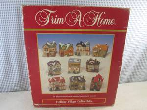 lot 198 image: (EW3) Trim A Home 10pc Illuminated Hand-Painted Porcelain Houses Holiday Village Collectibles
