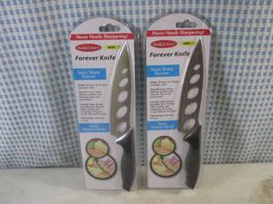 lot 206 image: (H-1) 2 Kitchen Forever Knives