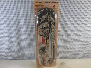 lot 207 image: (H-1) Dont Tread On Me Metal Thermometer IndoorOutdoor 5 18 x 17 38