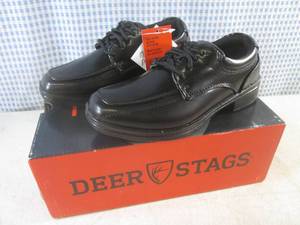 lot 214 image: (CSB) Pair Deer Stags Kids Dress Shoes Size 12W New In Box