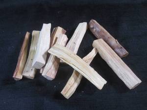lot 230 image: (FS) 10 - 4 12 Palo Santo Sticks ...