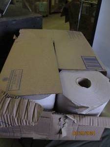 case of eco smart recycked paper towel rolls 6 rolls of 800 feet box damage