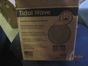 package of tidel wave urinal freshners 6 screens