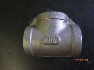 2 inch tee threaded...304SS