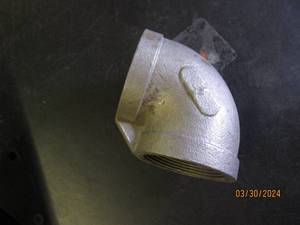 2 inch elbow 90 degeree threaded...304 Stainless Steel