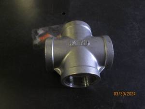 1 14 cross threaded 150#...304 Stainless Steel