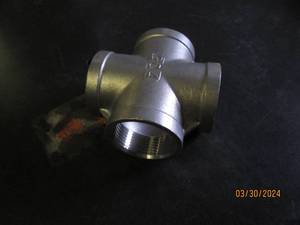 1 14 cross threaded 150#...304 Stainless Steel