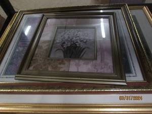 3 large hanging art decor...