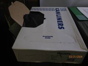 case of 33 gallon black garbage bags 1.30mil 33 in x 39 in 100 in case