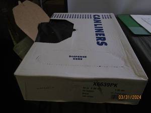 case of 33 gallon black garbage bags 1.30mil 33 in x 39 in 100 in case