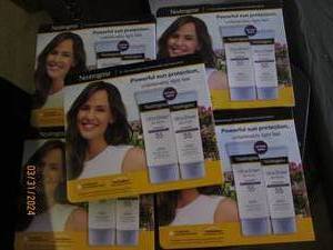 5 packages of 2 neutogena ultra sheer 55 sunscreen