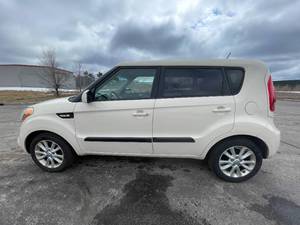 2013 Kia Soul - 2 OWNERS