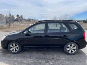 2008 Kia Rondo LX