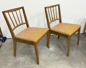 lot 37 image: Set of Four Vintage Mid Century Modern Wood Dining Chairs