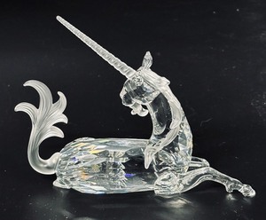 lot 130 image: 1996 SCS Members Edition, Fabulous Creatures, The Unicorn Swarovski Crystal Unicorn Figurine