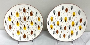 lot 137 image: Stangl Amber Glo Dishware Grouping