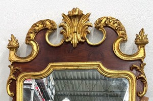 lot 18 image: Elegant Large Ethan Allen Decorative Wall Mirror  La Barge Decorative Wall Mirror