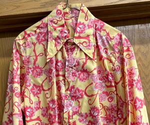 lot 29A image: Colorful One of a Kind Vintage Handmade Button Up Shirt