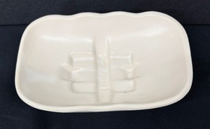 lot 207 image: Vintage Footed White Petite Bowl by McCoy