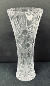 lot 234 image: Four Luxurious Lenox Vases