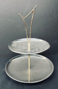 lot 236 image: Vintage Silver Plated Sensations
